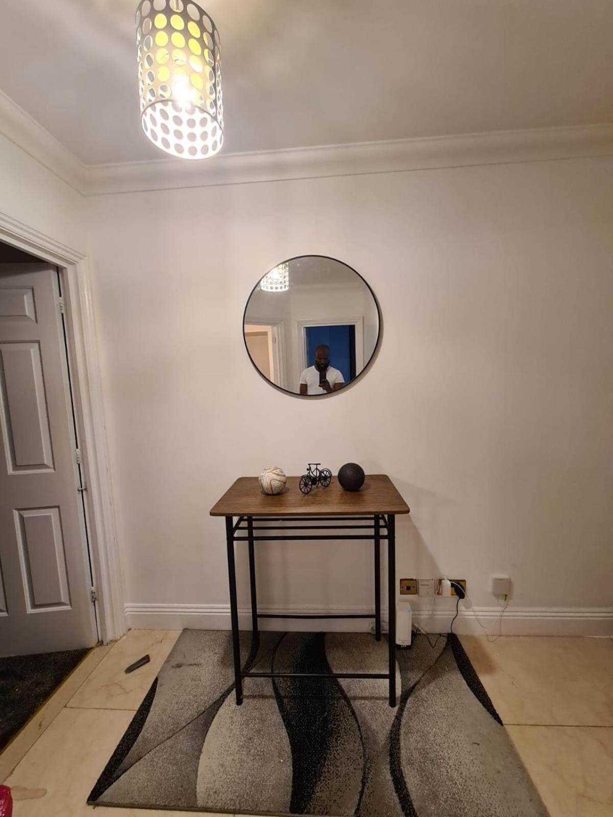 Luxurious 3 Bed Flat In Kilburn Londen